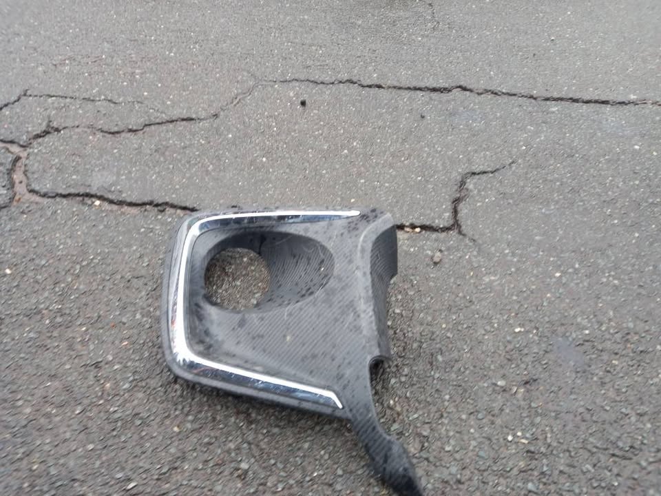 Toyota Starlet Left Side Fog light grille - Private Seller Toyota Starlet Left Side Fog light grille - Private Seller