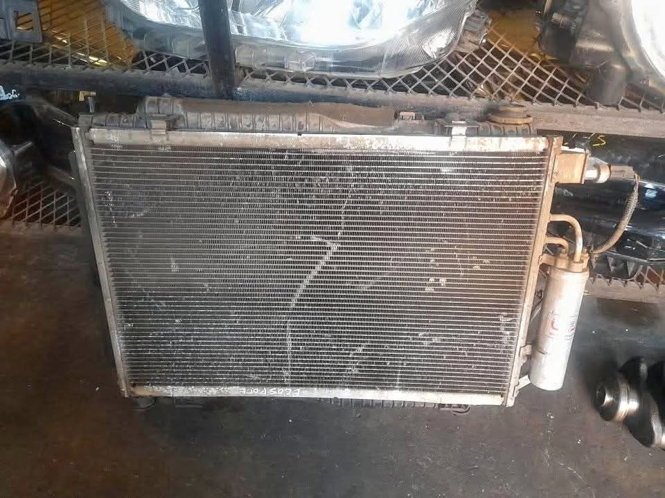 KIA RIO 1.4 MANUAL COMPLETE RADIATOR - Private Seller KIA RIO 1.4 MANUAL COMPLETE RADIATOR - Private Seller