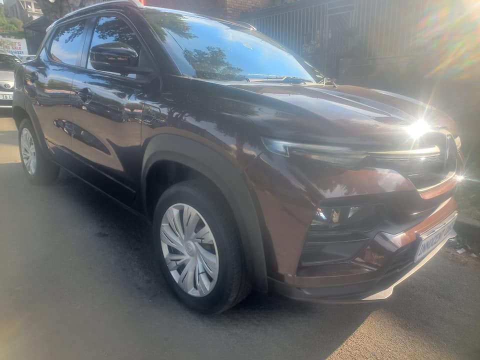 2023 RENULT KIGER 1.0 PETROL, MANUAL, BROWN COLOUR, MILEAGE 18000KMS,UNDER WARRANTY.