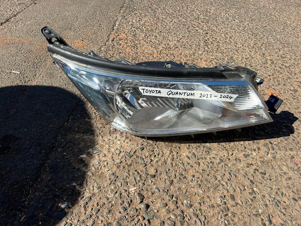 Toyota Quantum headlight - Private Seller Toyota Quantum headlight - Private Seller