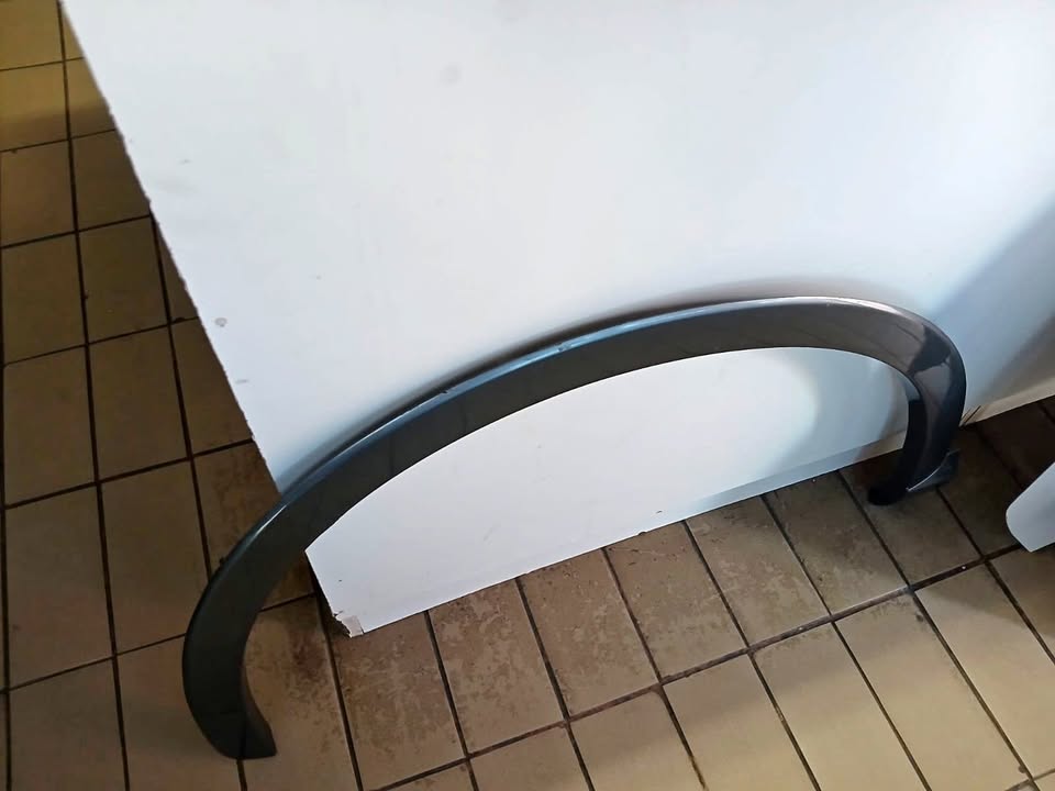 2018 AUDI Q3 SLINE WHEEL ARCH LEFT SIDE FOR SALE - Private Seller 2018 AUDI Q3 SLINE WHEEL ARCH LEFT SIDE FOR SALE - Private Seller