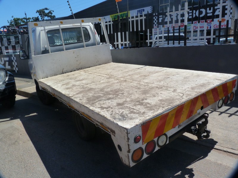 Kia K2700 1.3 Ton 2.7 Manual White - 2004 STRIPPING FOR SPARES - Private Seller