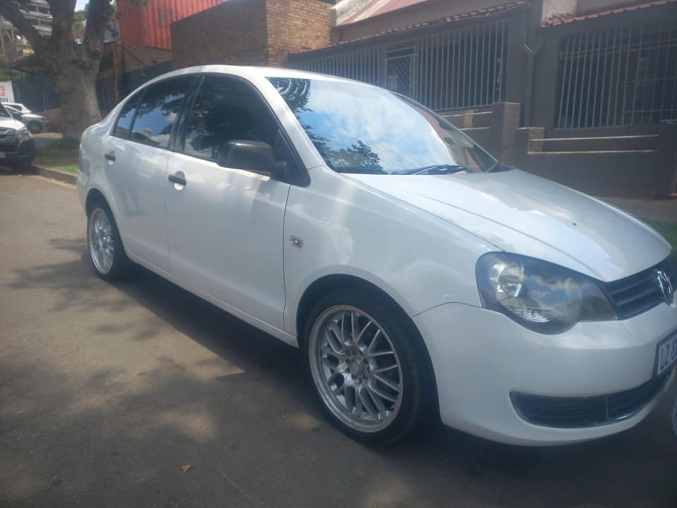 2013 VW POLO VIVO SEDAN 1.4 PETROL, MANUAL, WHITE COLOR, MILEAGE 95000KMS