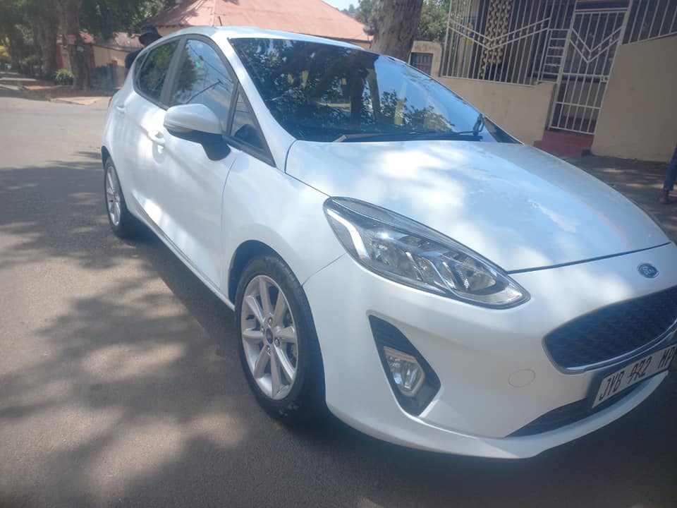2019 FORD FIESTA ECOBOOST 1.0 PETROL, AUTOMATIC, WHITE COLOR