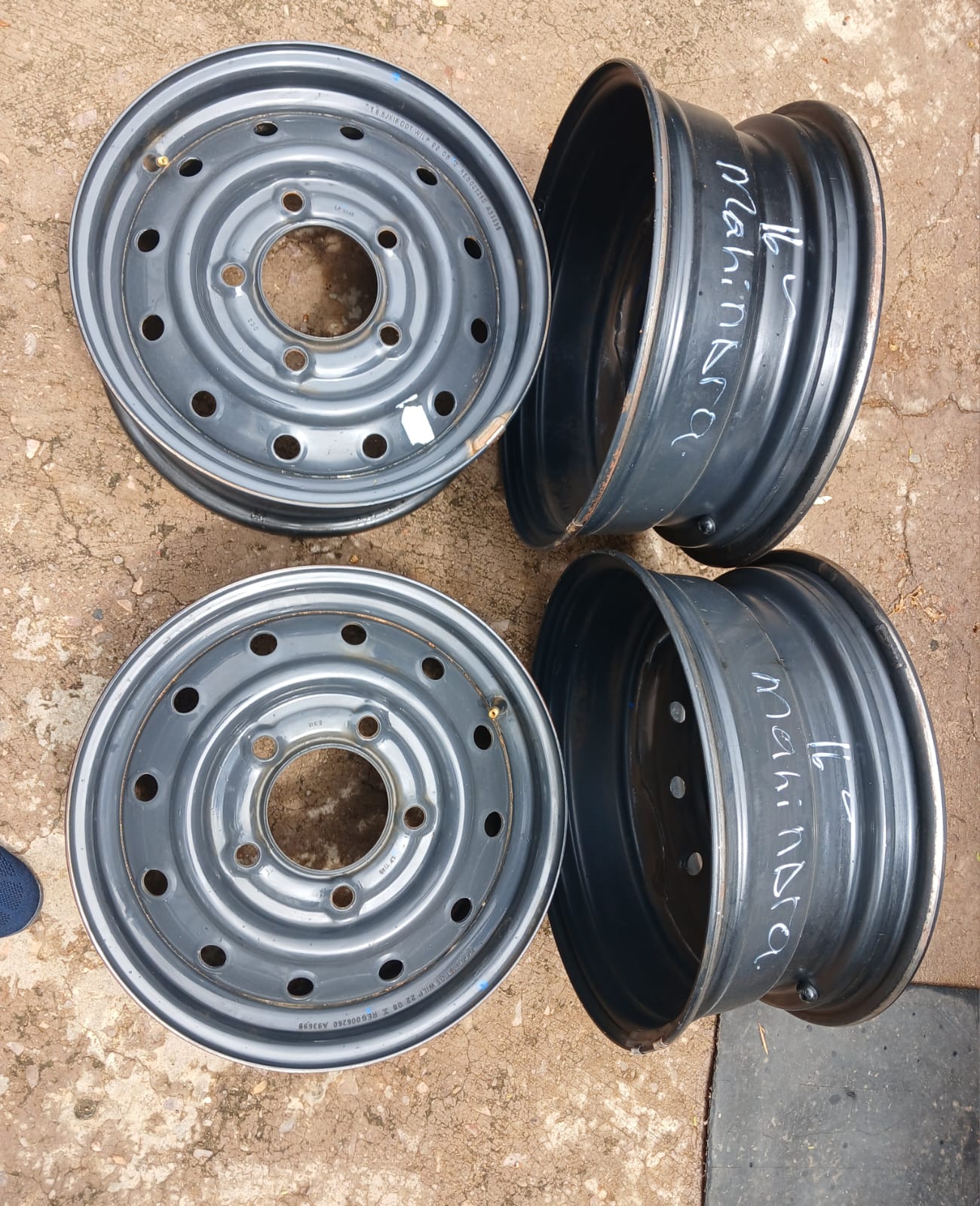 MAHINDRA 16inch RIMS FOR SALE - Private Seller