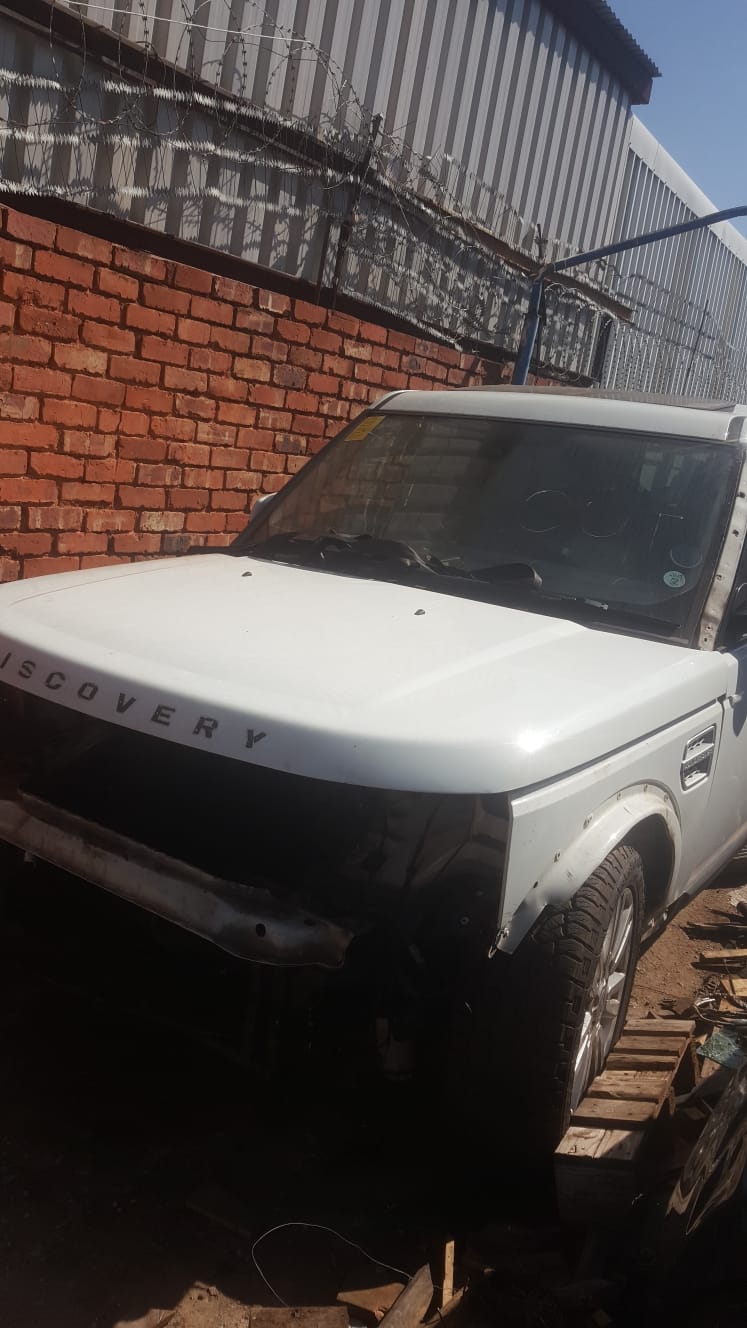 2012 Discovery 4 3.0l TDV6 Stripping for Spares for sale