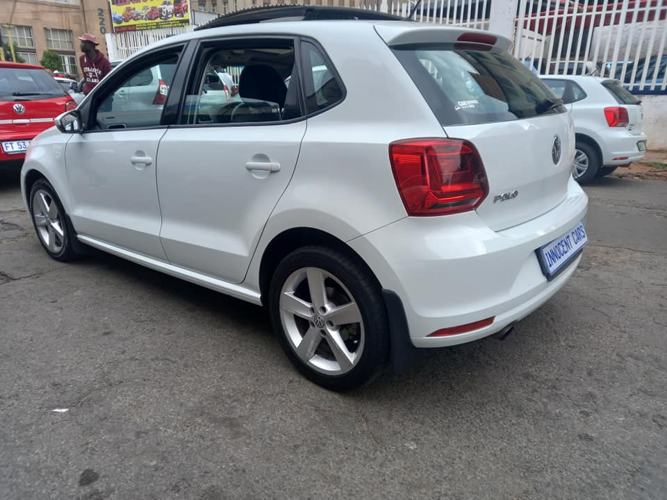 2014 VW POLO 6 TSi 1.2 COMFORTLINE, PETROL MANUA, MILEAGE 95000KM, WHITE IN COLOR