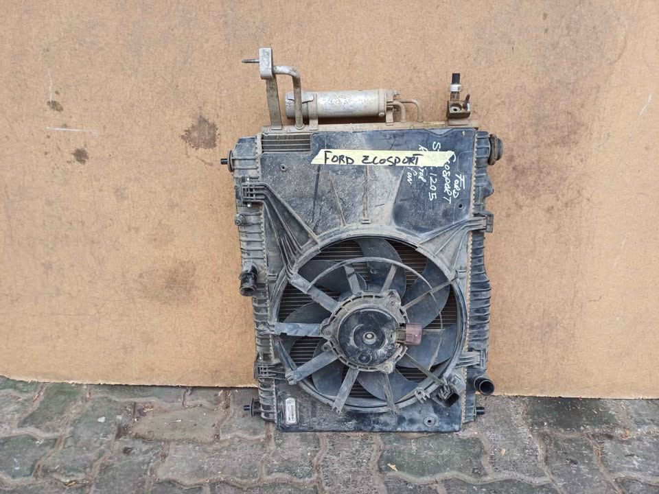 Ford EcoSport Radiator set (manual) - Private Seller Ford EcoSport Radiator set (manual) - Private Seller