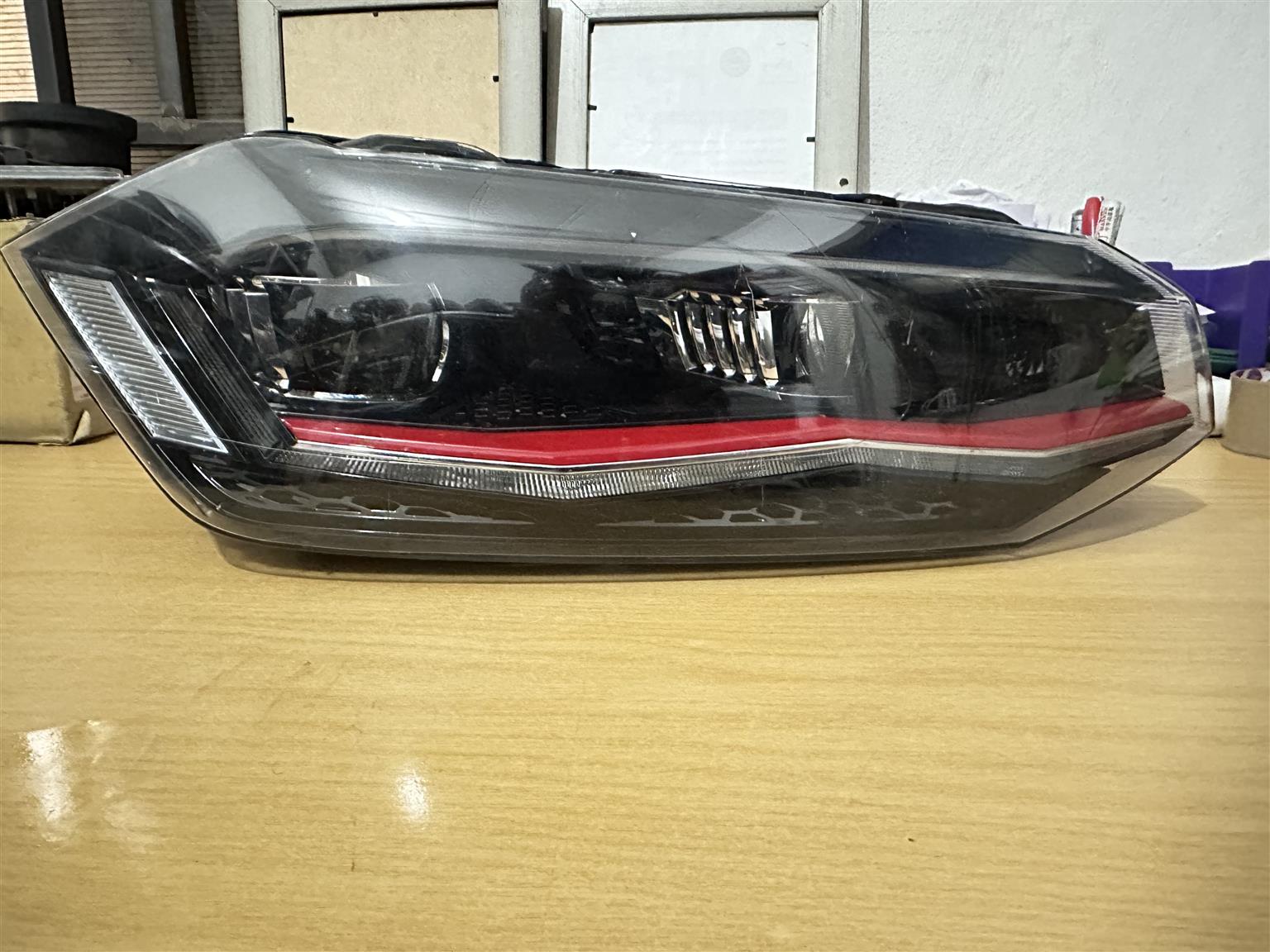 VW Polo 8 Gti Headlight