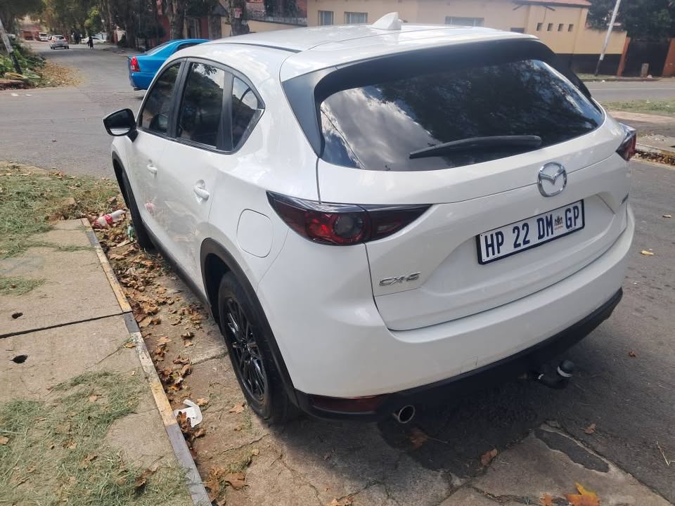 Mazda CX5 Skyactive 2.0 Automatic white in colour 2018 for sale