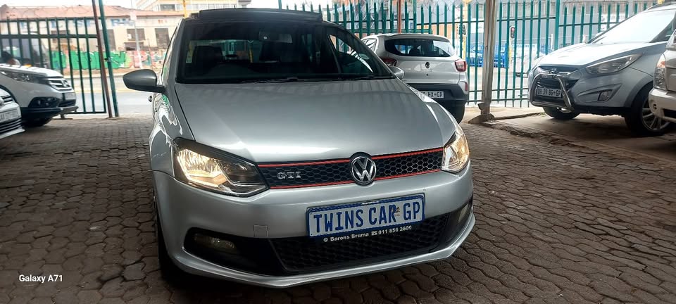 Volkwogen Polo6 GTI 1.4 Dsg Comfortline Automatic petrol