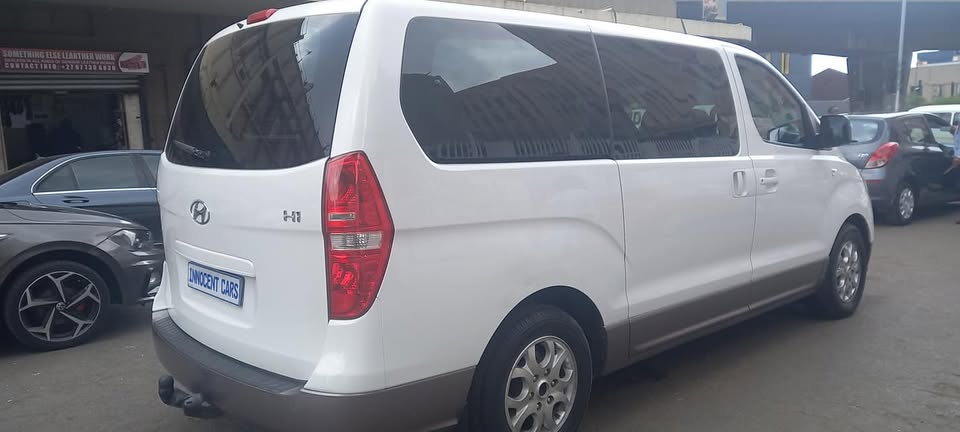 USED 2013 HYUNDAI H1, 2.5 DIESEL, AUTOMATIC TRANSMISSION, MILEAGE 87000 KM