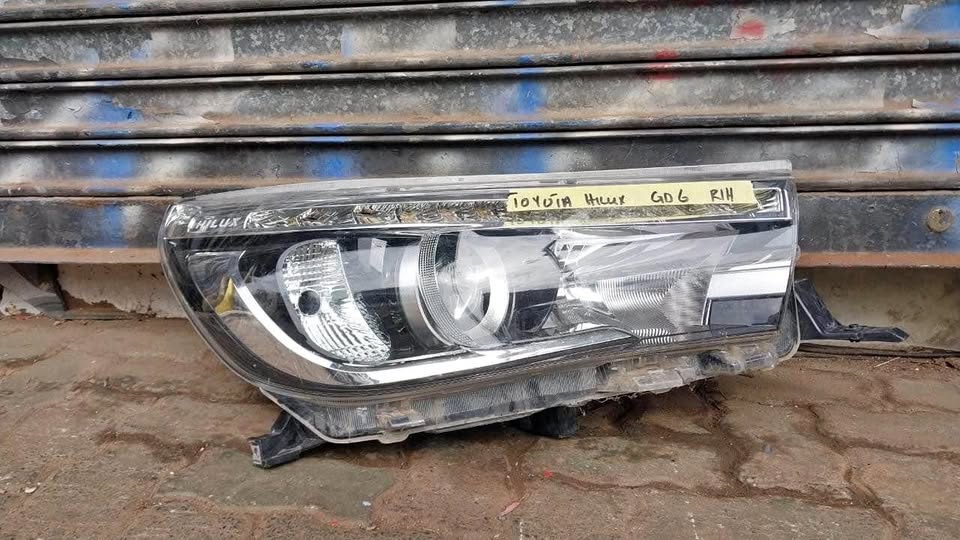 Toyota Hilux GD6 LED HEADLIGHT - Private Seller Toyota Hilux GD6 LED HEADLIGHT - Private Seller