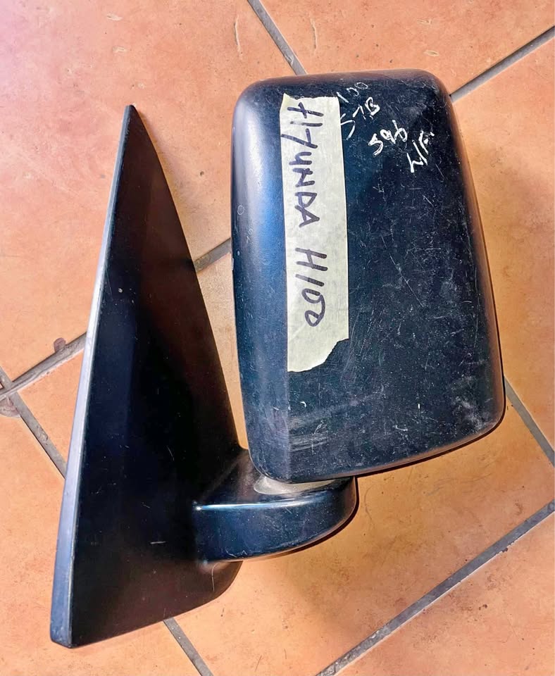 Hyundai H100 side mirror - Private Seller Hyundai H100 side mirror - Private Seller