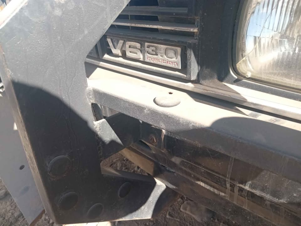 Nissan Hardbody Vg30 4x4 Stripping for spares - Private Seller