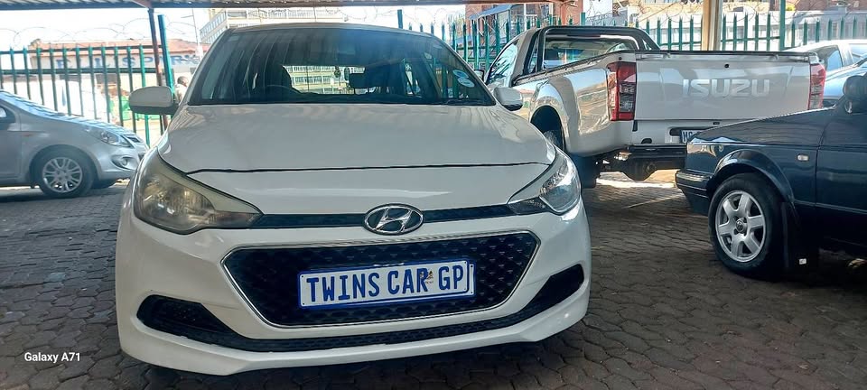 Hyundia Grand i20 1.4 Manual petrol