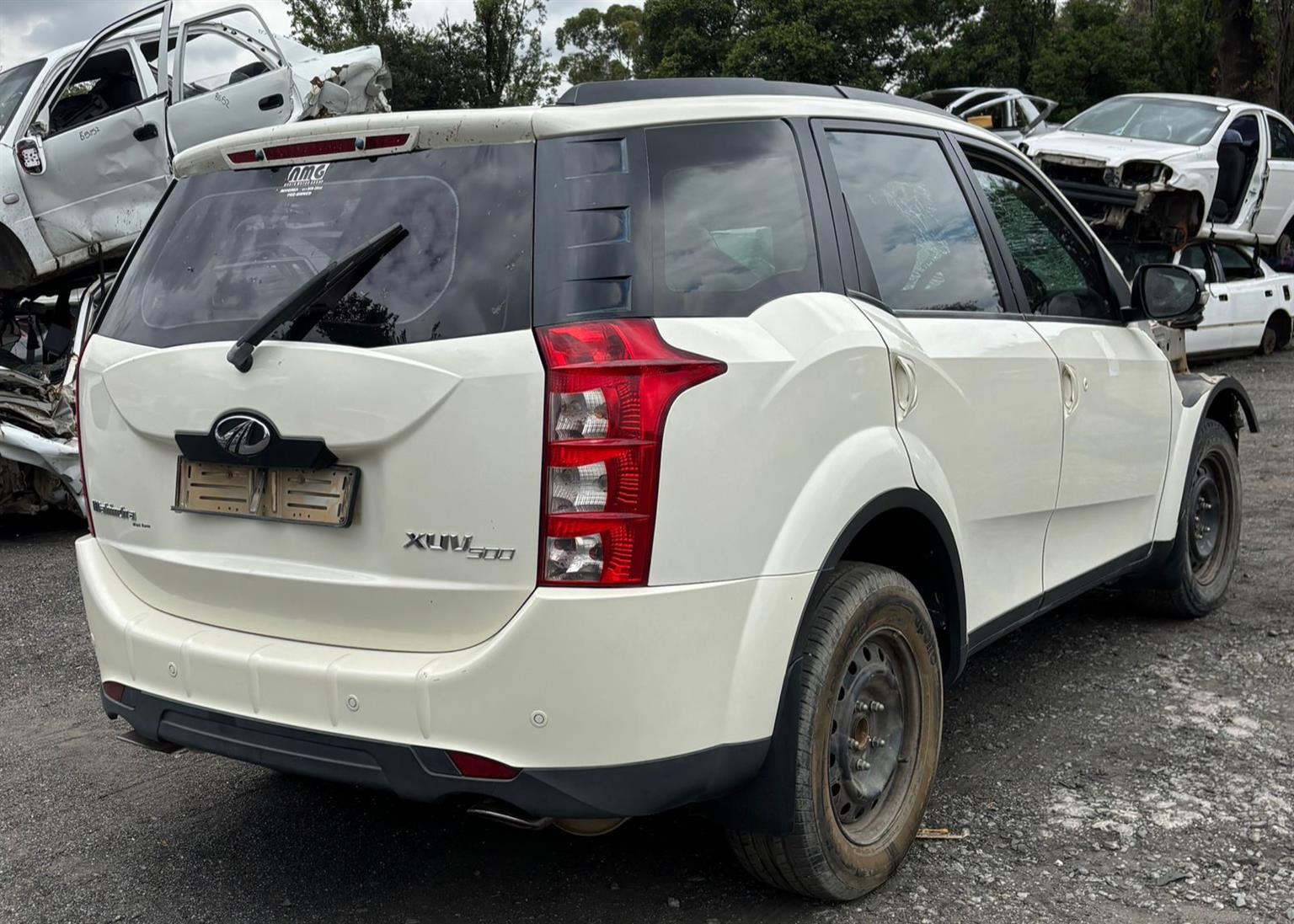 Mahindra XUV 500 W6 2.2LT 2014 - Private Seller Mahindra XUV 500 W6 2.2LT 2014 - Private Seller
