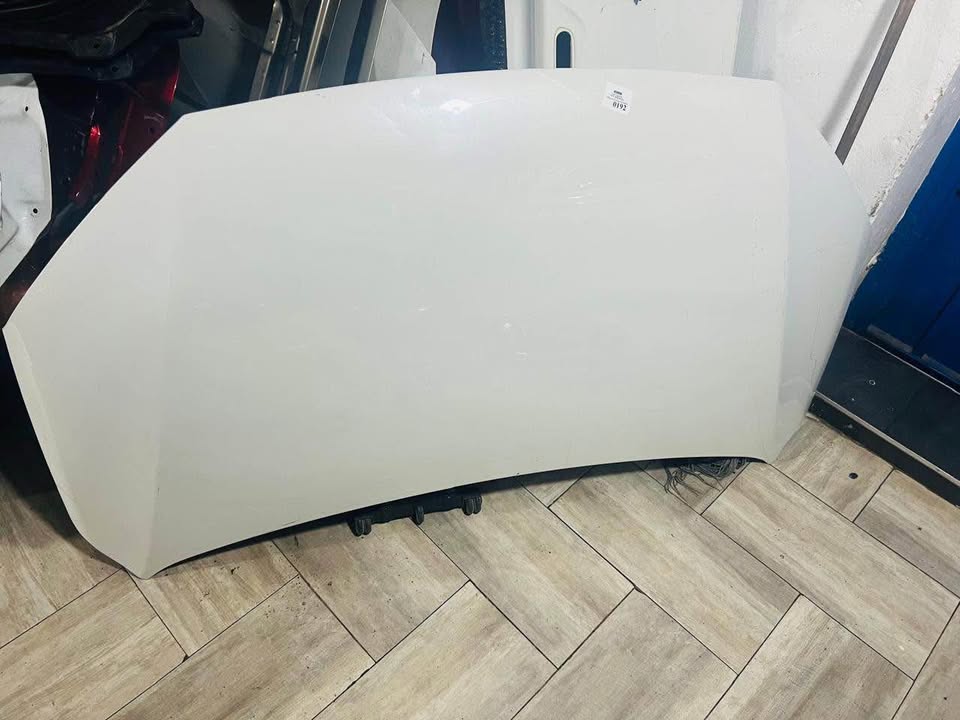 Toyota Urban Cruiser bonnet - Private Seller Toyota Urban Cruiser bonnet - Private Seller