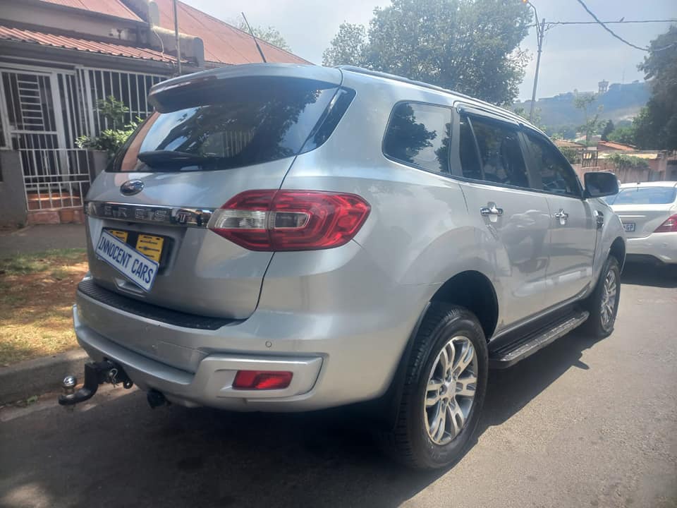 2018 FORD EVEREST SUV 3.2 DIESEL, AUTOMATIC 4X4, SILVER COLOR, MILEAGE SB