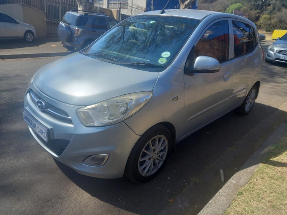 2011 HYUNDAI i10 1.2 ENGINE PETROL, MANUAL, MILEAGE 72000KMS, SILVER COLOR