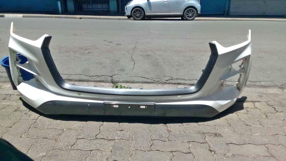ISUZU D-MAX front 2023-2024 for sale - Private Seller ISUZU D-MAX front 2023-2024 for sale - Private Seller