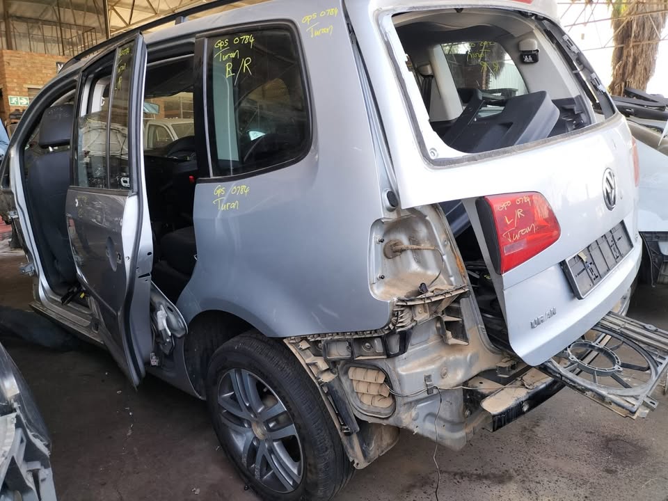 VW TOURAN SPARES STILL AVAILABLE - Private Seller VW TOURAN SPARES STILL AVAILABLE - Private Seller