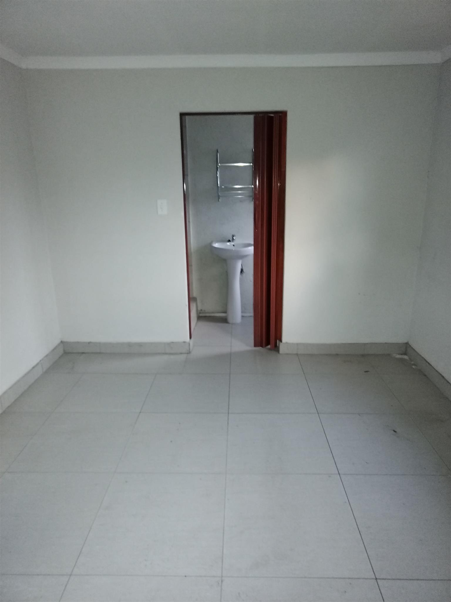 A bachelor room for rent in diepkloof zone 3 with ensuite Junk Mail