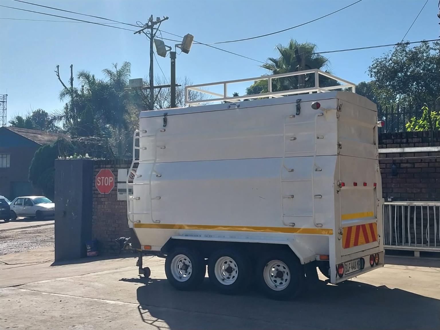 Trailer for sale. Junk Mail