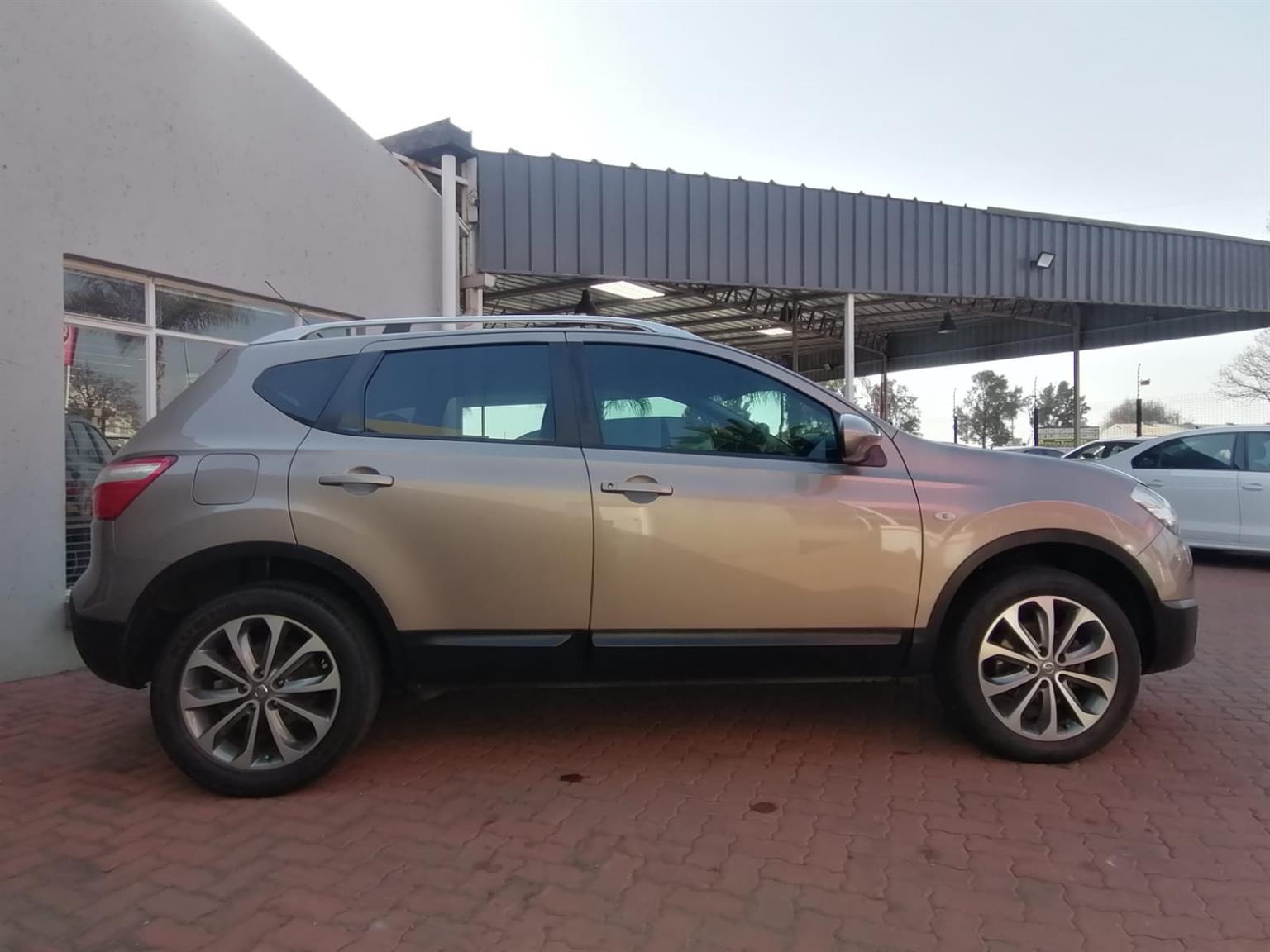 Used 2011 Nissan Qashqai 2.0 Acenta auto - Private Seller