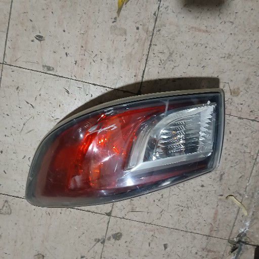 Ford Fiesta headlight - Private Seller Ford Fiesta headlight - Private Seller