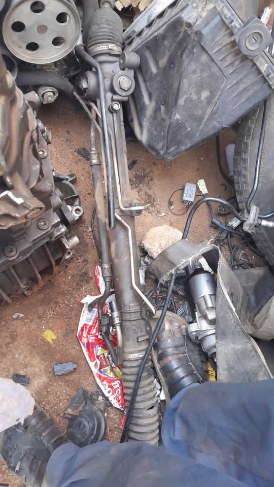 Audi A4 B7 2.0 Steering Rack - Private Seller Audi A4 B7 2.0 Steering Rack - Private Seller