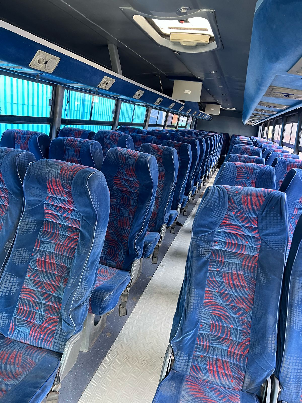 2016 SCANIA F95 MCV S14O DE HANZ CHALLENGER 70 SEATER SEMI LUX