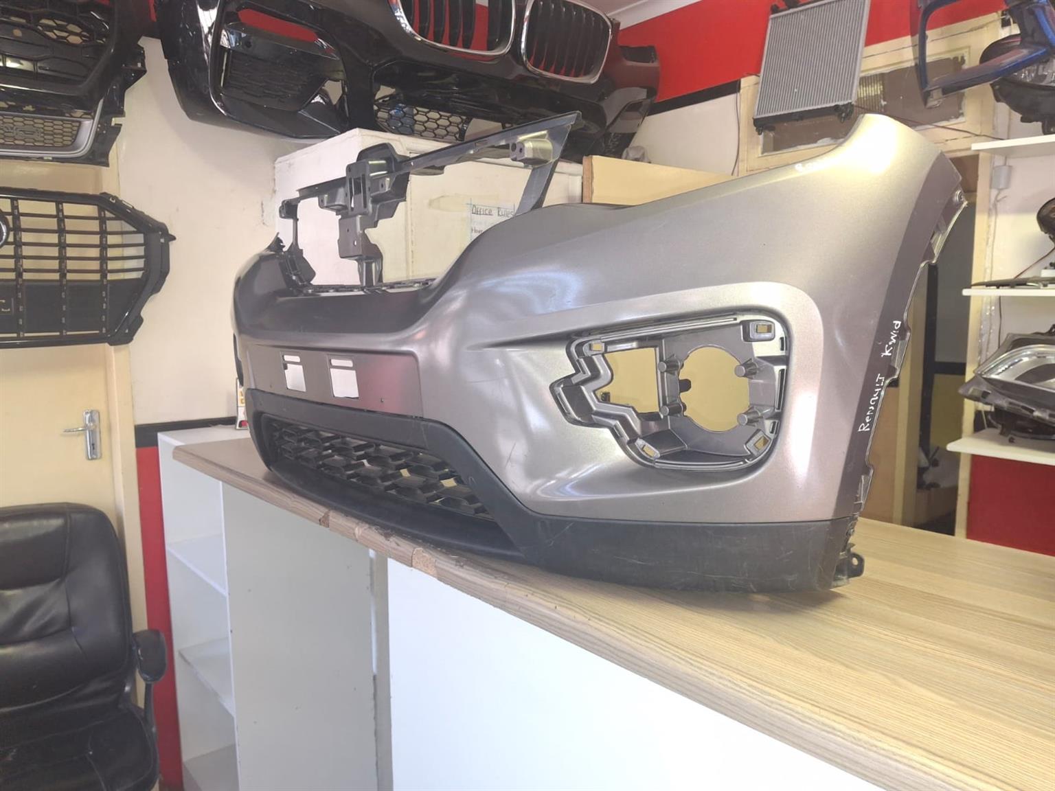 2018 RENUALT KWID FRONT BUMPER AVAILABLE FOR SALE - Private Seller 2018 RENUALT KWID FRONT BUMPER AVAILABLE FOR SALE - Private Seller