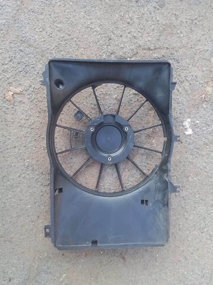 Suzuki fronx Toyota starlet cross fan cowling - Private Seller Suzuki fronx Toyota starlet cross fan cowling - Private Seller
