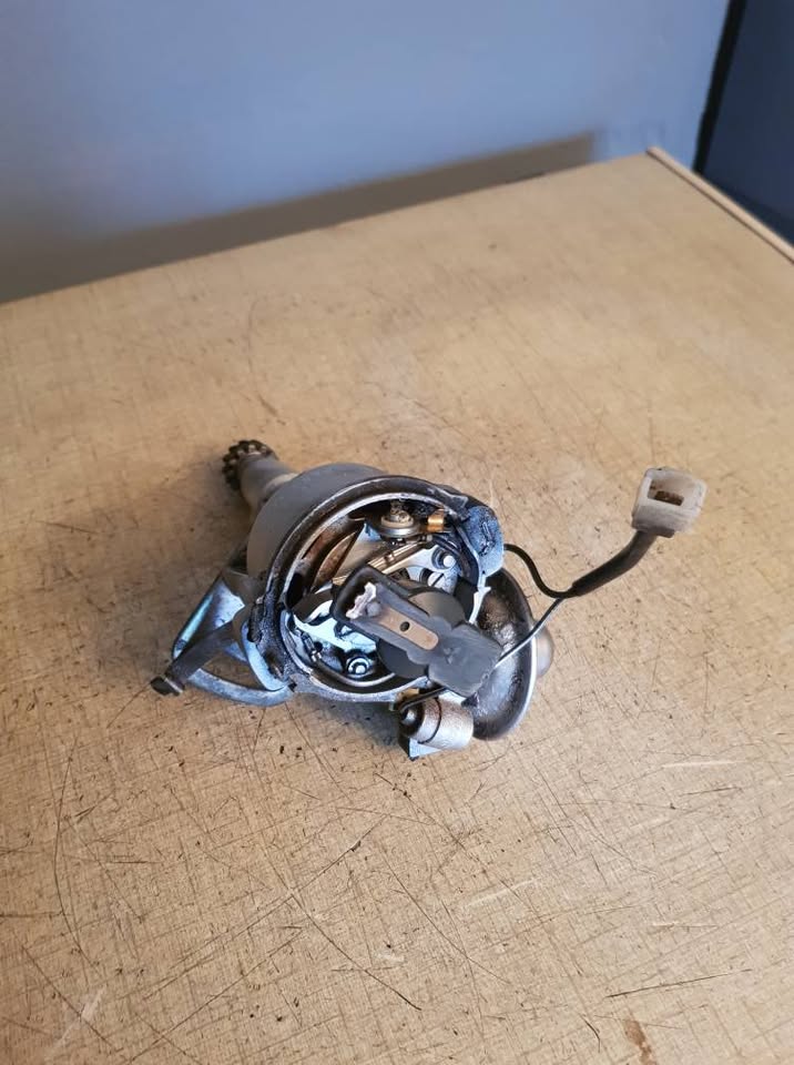 MAZDA OR FORD F6 OR F8 DISTRIBUTOR FORSALE - Private Seller