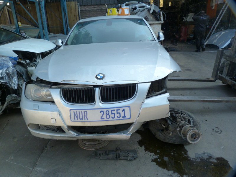 STRIPPING BMW 320i Exclusive E90 AT - 2008 - Private Seller STRIPPING BMW 320i Exclusive E90 AT - 2008 - Private Seller