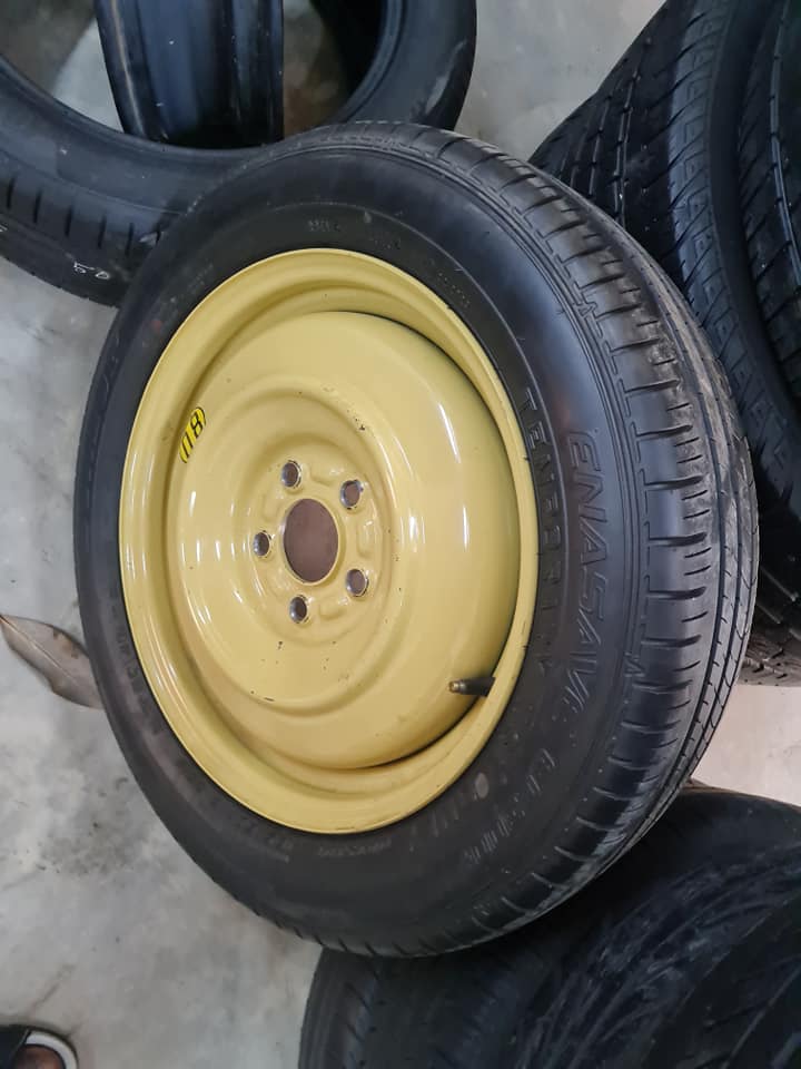 Mazda Cx-5 original marrie biscuit tyre still in good condition