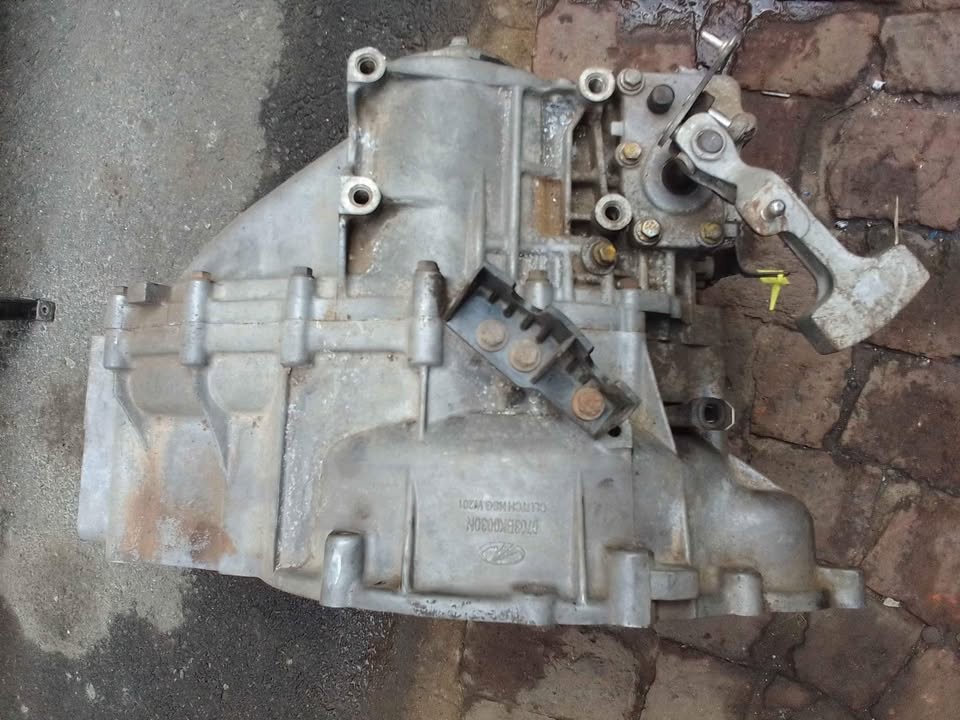 2012 Mahindra XUV500 gearbox manual - Private Seller 2012 Mahindra XUV500 gearbox manual - Private Seller