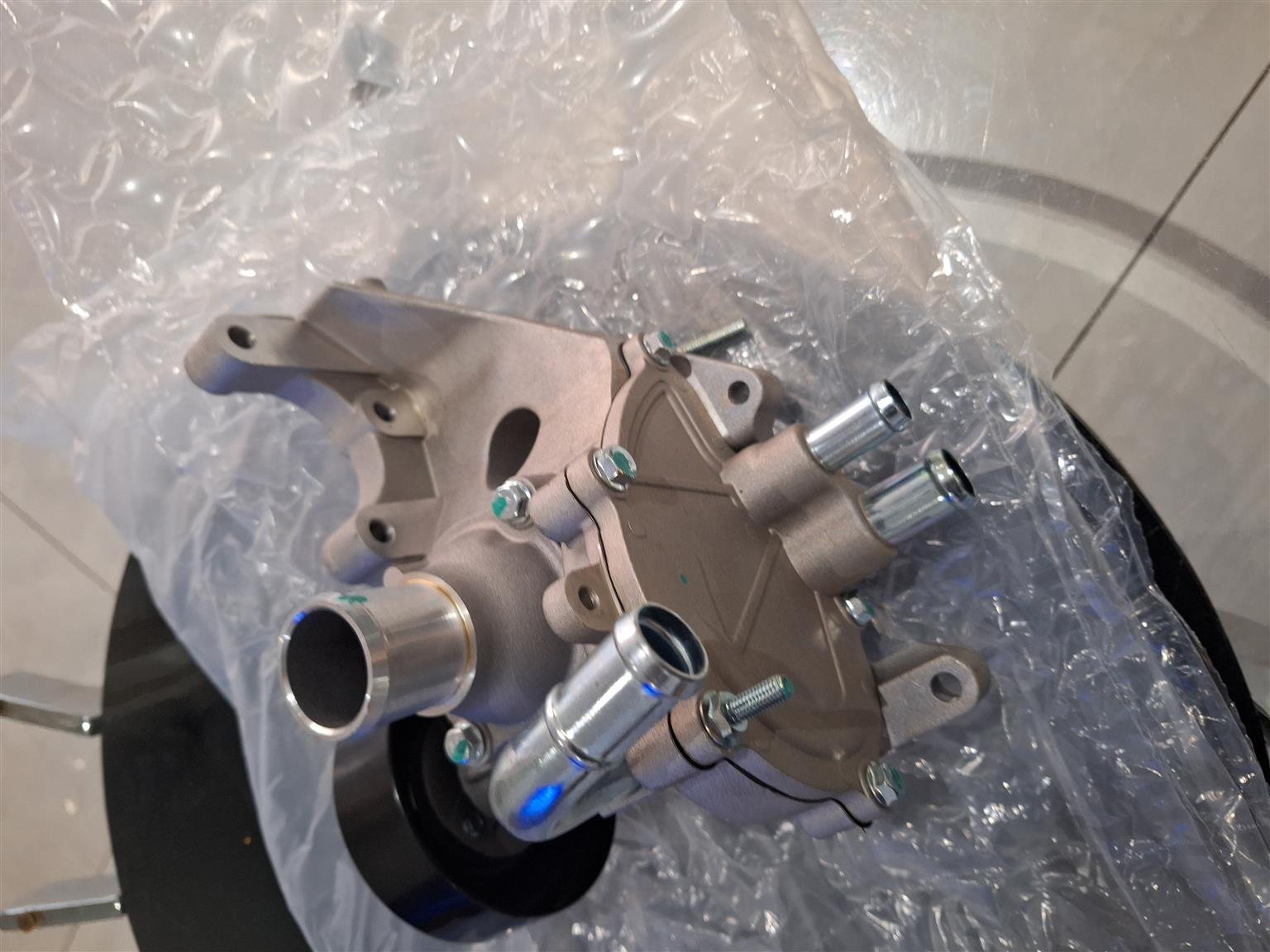 Water pump for a manual chevrollet captiva