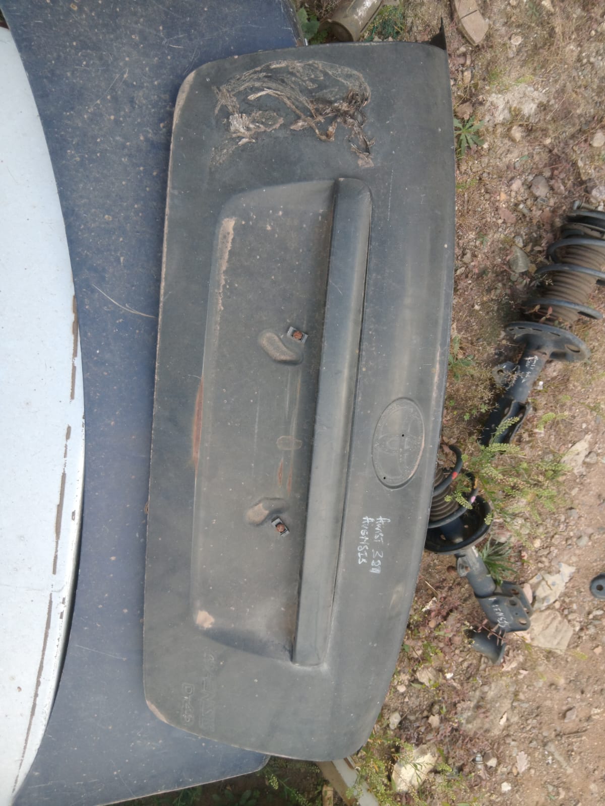 USED TOYOTA AVENSIS BOOTLID FOR SALE - Private Seller USED TOYOTA AVENSIS BOOTLID FOR SALE - Private Seller
