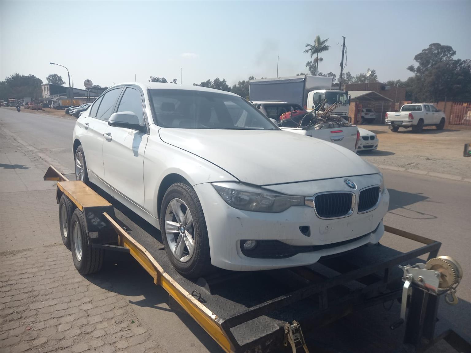 2014 BMW 316I AUTOMATIC NOW STRIPPING FOR SPARES - Private Seller 2014 BMW 316I AUTOMATIC NOW STRIPPING FOR SPARES - Private Seller