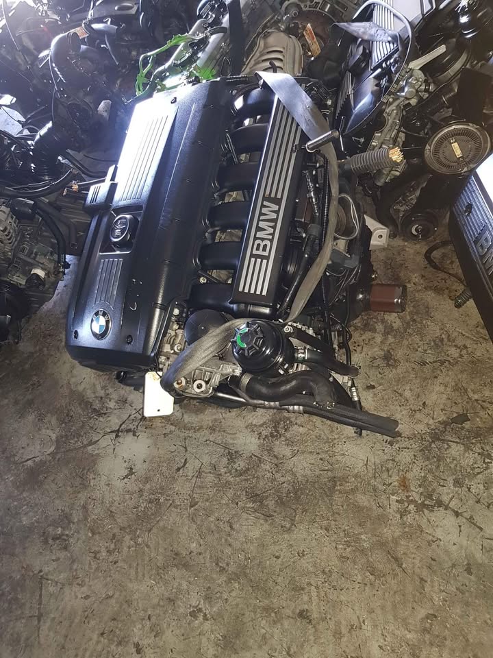 BMW X5 N52B30AE 330I ENGINE FOR SALE - Private Seller BMW X5 N52B30AE 330I ENGINE FOR SALE - Private Seller