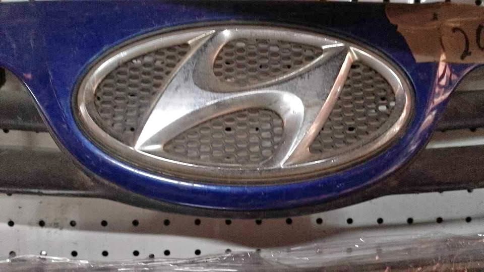 Hyundai i20 front badge - Private Seller Hyundai i20 front badge - Private Seller