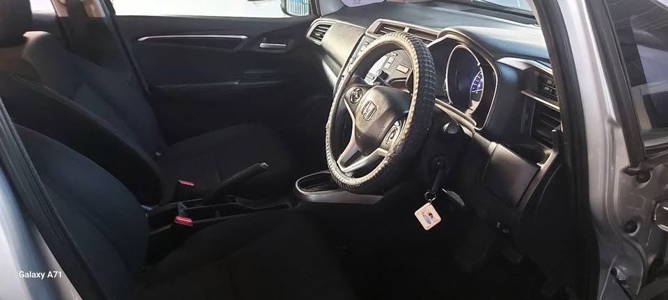 Honda Jazz 1.5 ivtec Automatic petrol