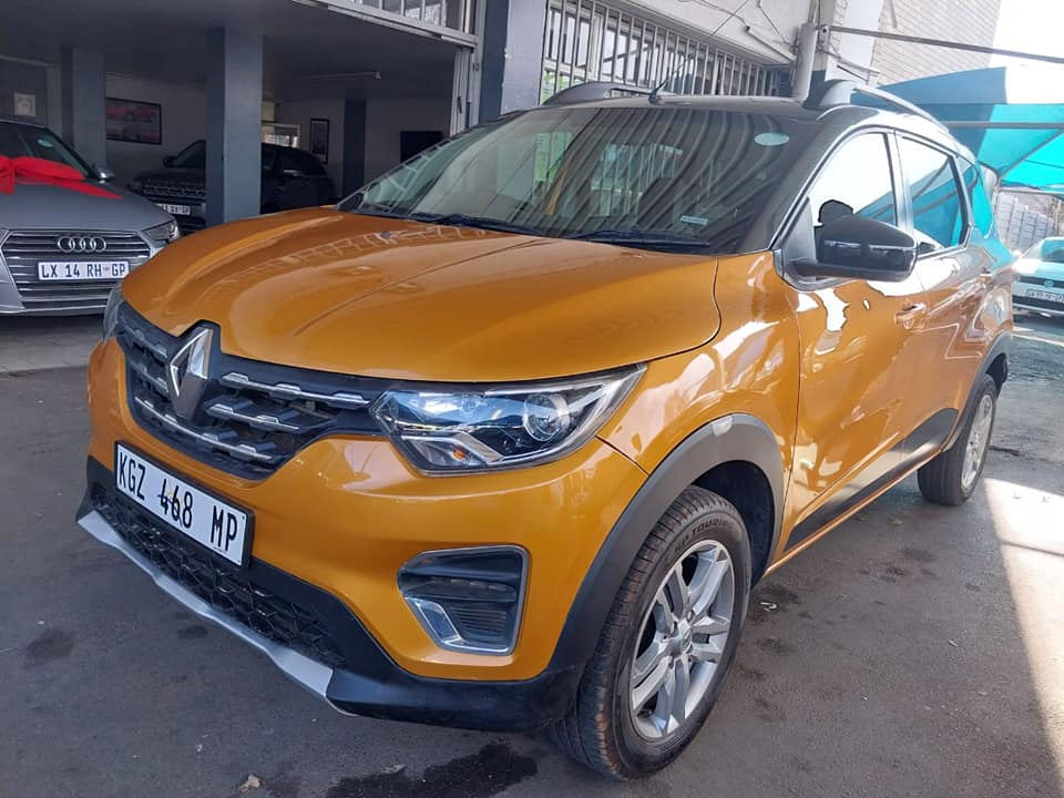 2021 RENAULT TRIBER 1.0 77 000KM ORANGE COLOR MANUEL PETROL