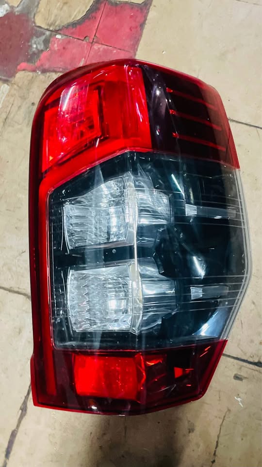 Mitsubishi Triton L200 taillight - Private Seller