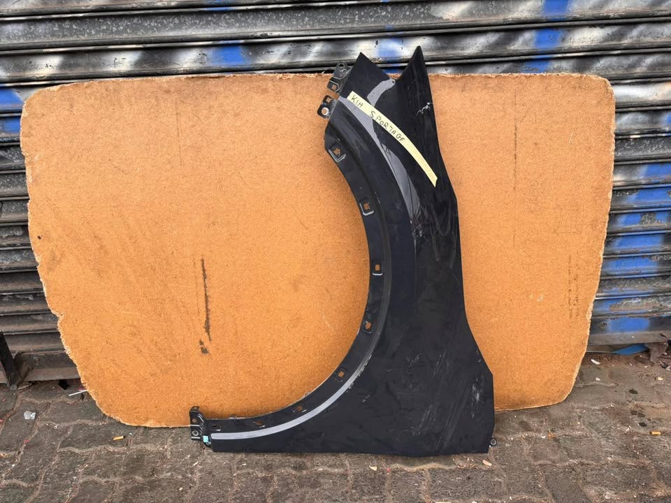 Kia Sportage Fender - Private Seller Kia Sportage Fender - Private Seller