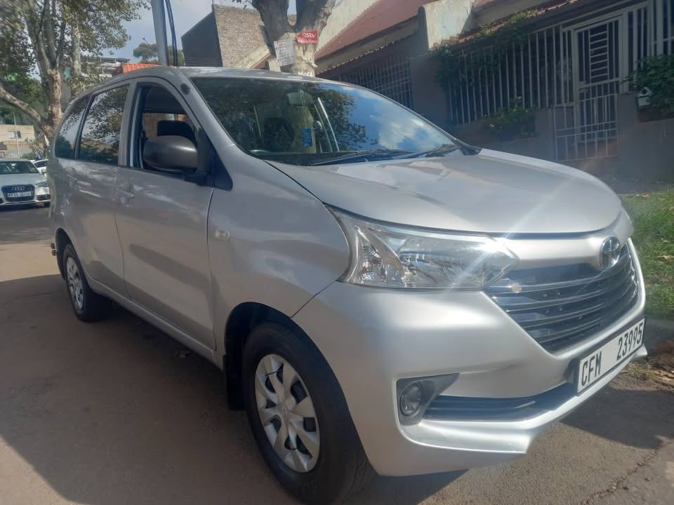 2014 Toyota Avanza 1.3 Petrol, Manual, Silver, 98000kms Spare key