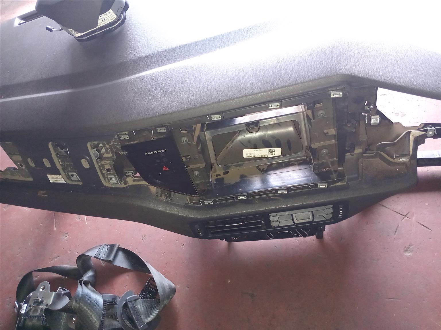 Vw polo 9 tsi airbags set - Private Seller