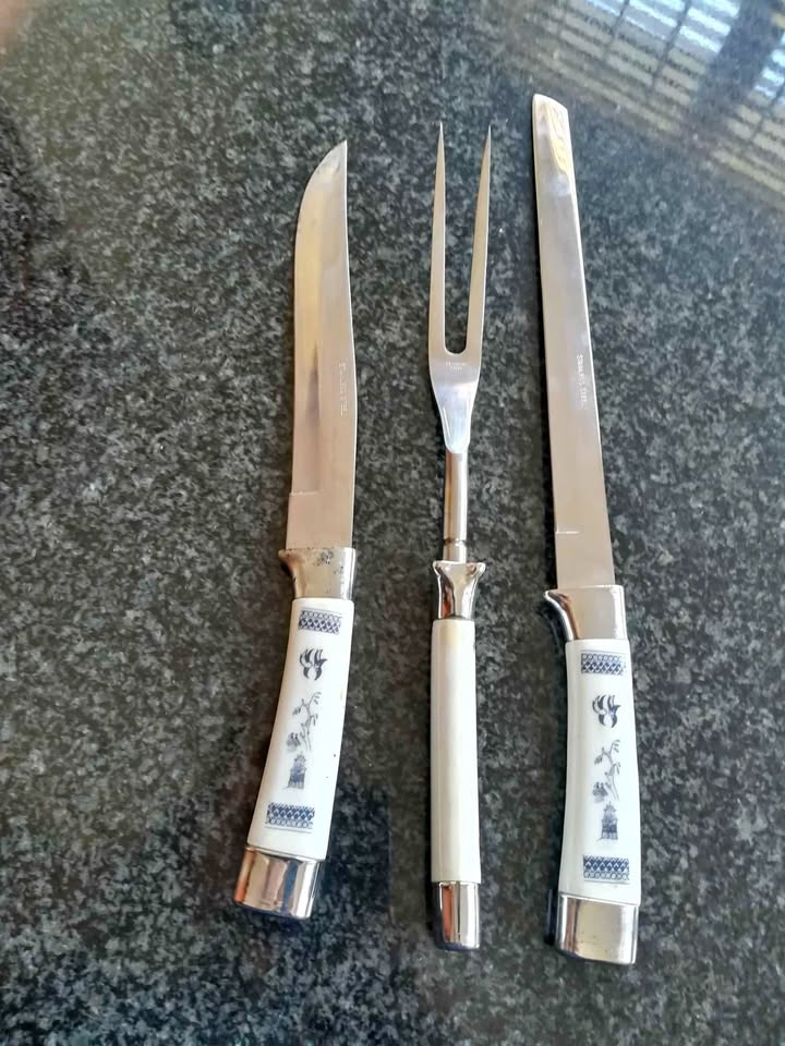 Vintage carving set Vintage carving set
